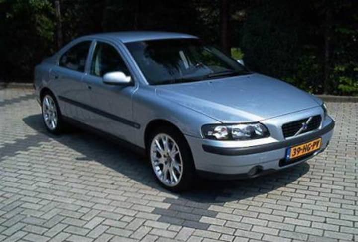 Volvo S60 T5 (2001)