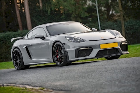 Porsche 718 Cayman GT4