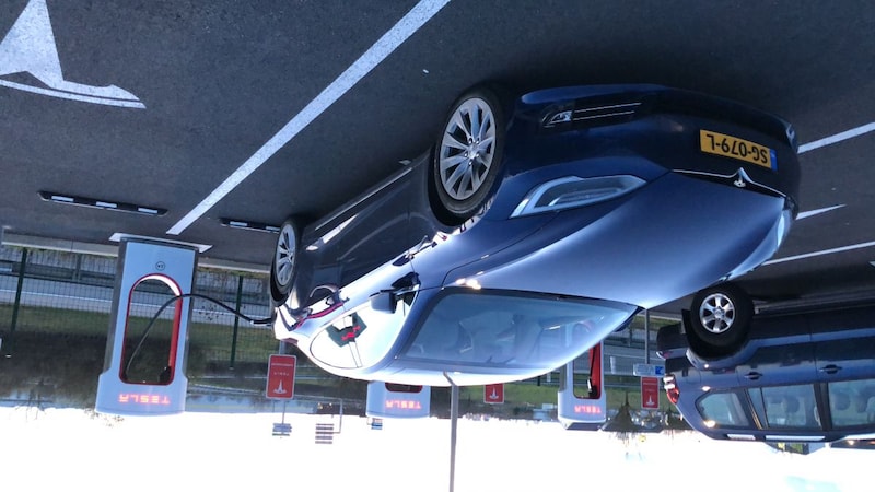 Tesla Model S 100D (2018)