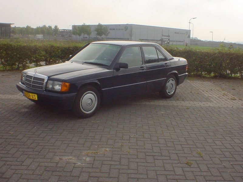 Mercedes-Benz 190 D (1989)