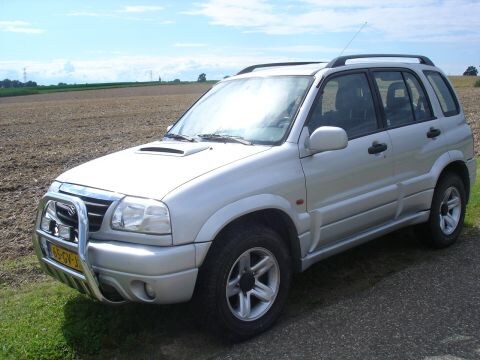 Suzuki Grand Vitara 2.0 TDi II (2001)