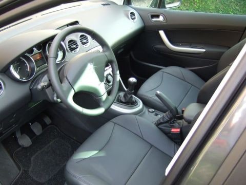 Peugeot 308 SW XS Premire 1.6-16V VTi (2009)