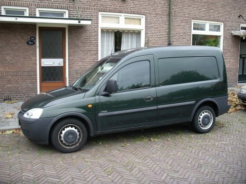 Opel  (2002)