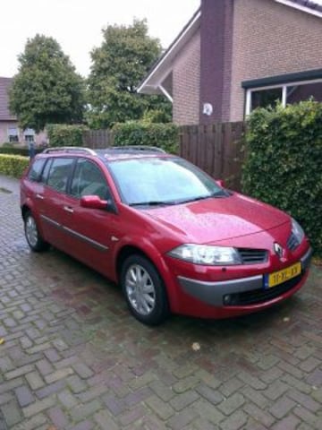 Renault Mégane Grand Tour 1.6 16V Dynamique Luxe (2007)
