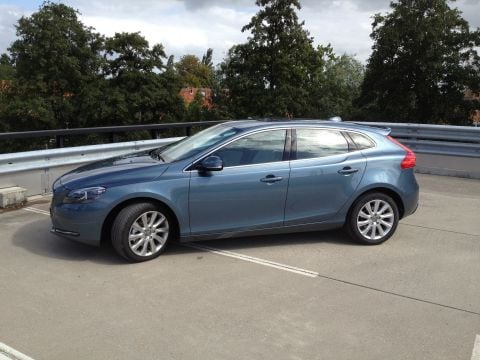Volvo V40 T4 Summum (2012)