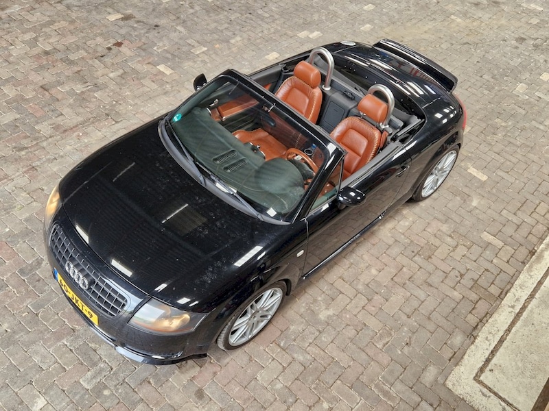 Audi TT Roadster 1.8 5V Turbo 180pk (2000)