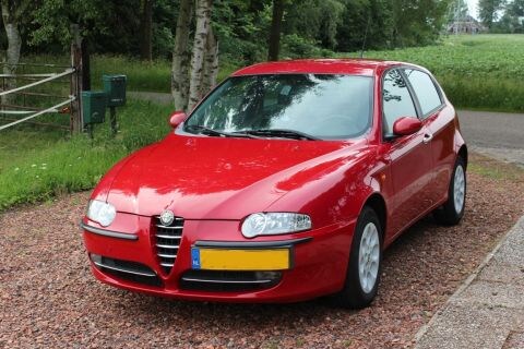 Alfa Romeo 147 1.9 JTD 115pk Distinctive (2002)