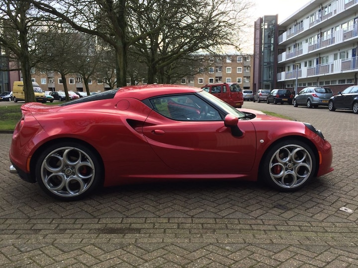 Alfa Romeo 4C 2-deurs coup (2014)