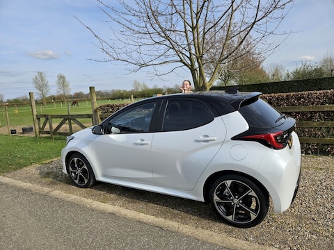 Toyota Yaris 1.5 Hybrid 130 Launch Edition