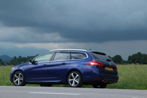 Peugeot 308 SW GT-line 1.2 PureTech 130 (2015)