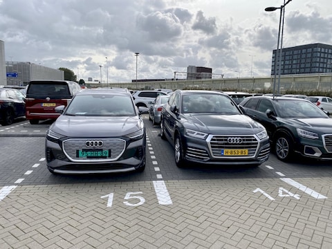 Audi Q4 e-tron 50 quattro Advanced edition