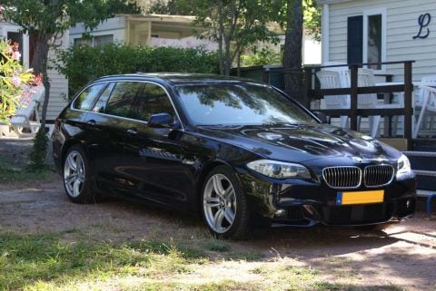 BMW 528i Touring High Executive (2012)