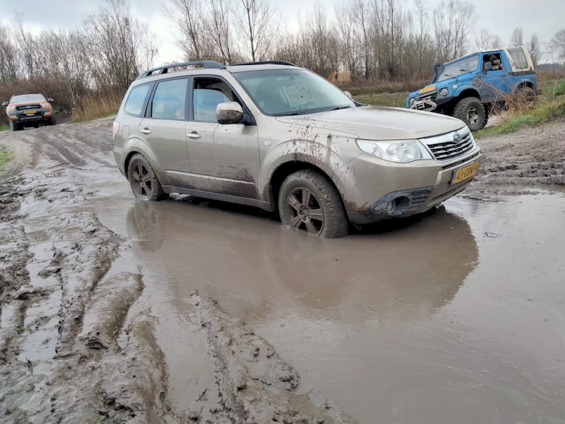 Subaru Forester 2.0 Luxury (2008)