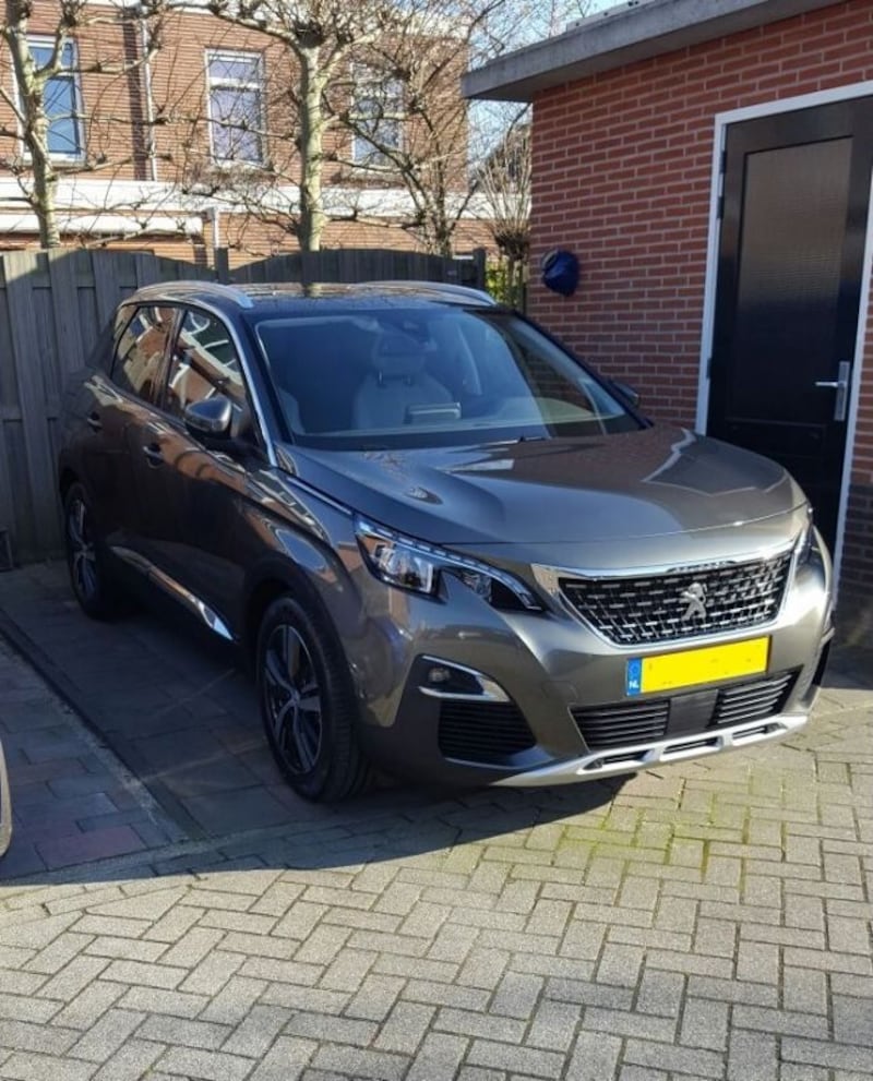 Peugeot 3008 Allure 1.2 PureTech 130 (2017)