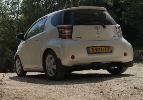 Toyota iQ