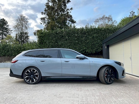 BMW i5 eDrive40 M Sport Edition Touring (2024)