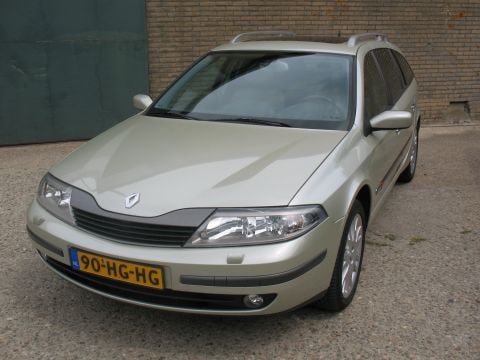 Renault Laguna Grand Tour 3.0 V6 24V Initiale (2001)