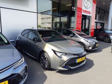Toyota Corolla 1.8 Hybrid First Edition (2019)