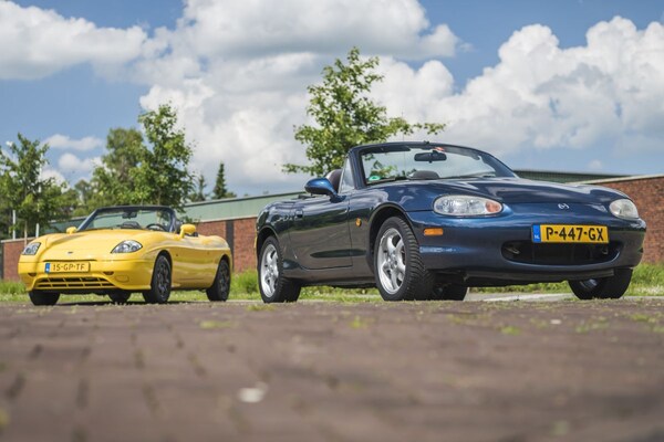 Mazda MX-5 vs. Fiat Barchetta
