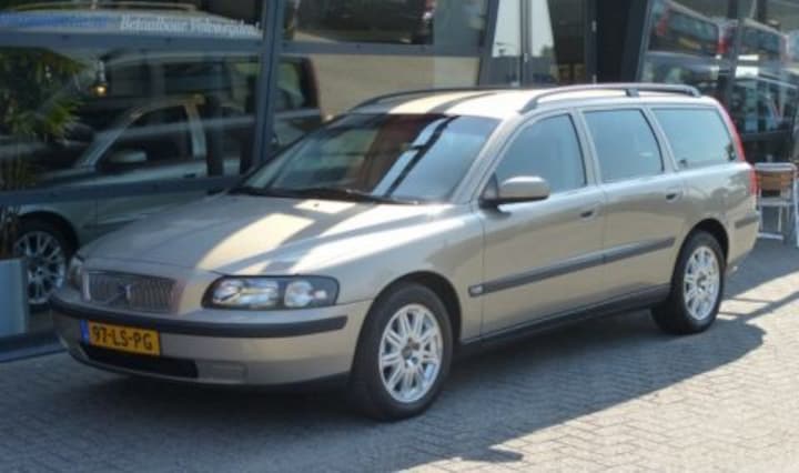 Volvo V70 2.4 D5 (2003)