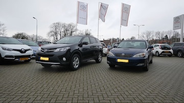Toyota RAV4 2.0 VVT-i 4WD Dynamic (2013)