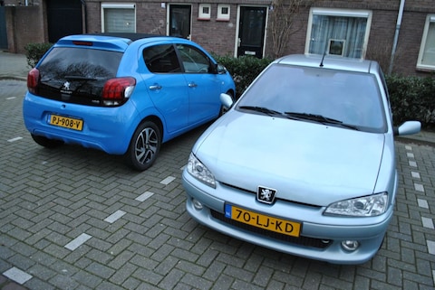 Peugeot 108 TOP! Allure 1.2 PureTech (2015)