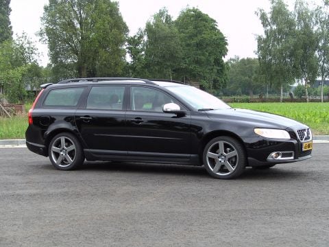 Volvo V70 2.5T Kinetic (2008)