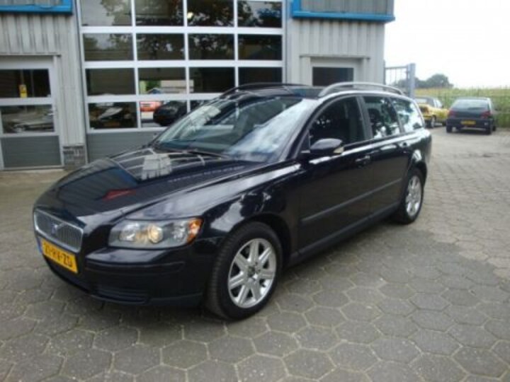 Volvo V50 2.0D Kinetic (2005)