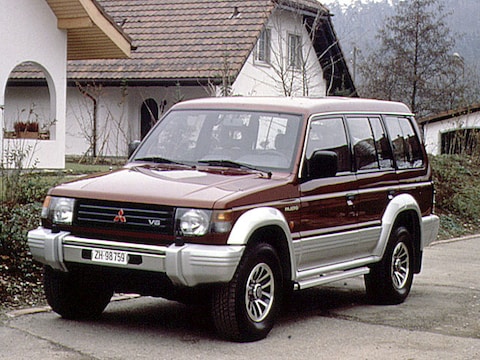 Mitsubishi Pajero Long Body 3.0 V6 GLSi (1992)