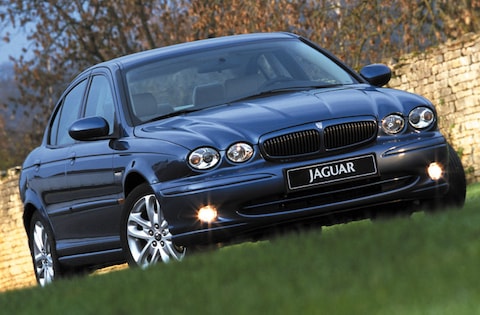 Jaguar X-Type 2.0 V6 (2003)