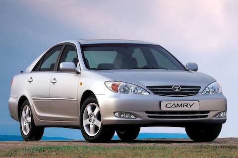 Toyota Camry 2.4 16v VVT-i Linea Luna (2002)