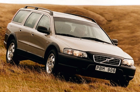 Volvo V70 Cross Country 2.4 T (2002)
