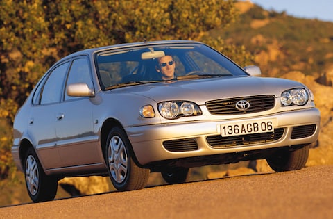 Toyota Corolla 1.9 D Linea Terra (2001)