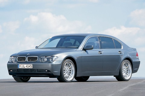 BMW 760Li (2004)