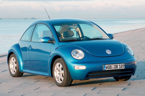 Volkswagen New Beetle 2.0 Highline (2000)