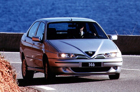 Alfa Romeo 146 1.9 JTD L (1999)