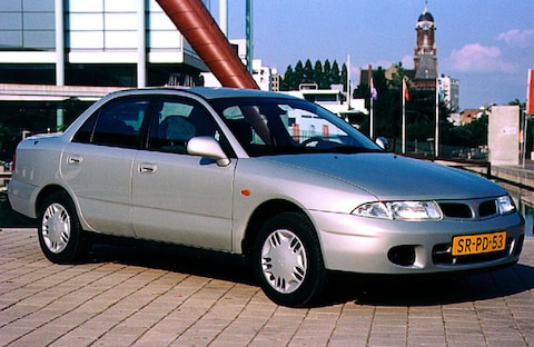 Mitsubishi Carisma 1.8 GLXi (1997)