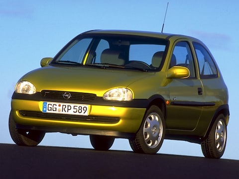 Opel Corsa 1.2i-16V Strada