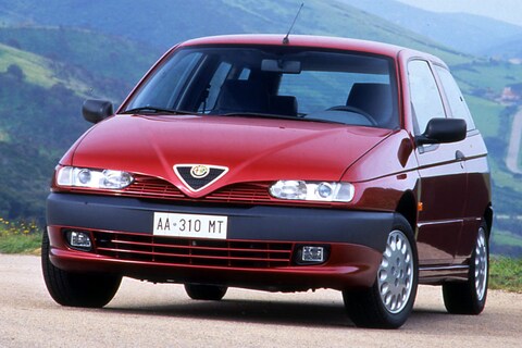 Alfa Romeo 145 1.4 Twin Spark 16V (1998)