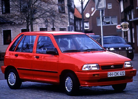 Kia Pride GLX (1997)