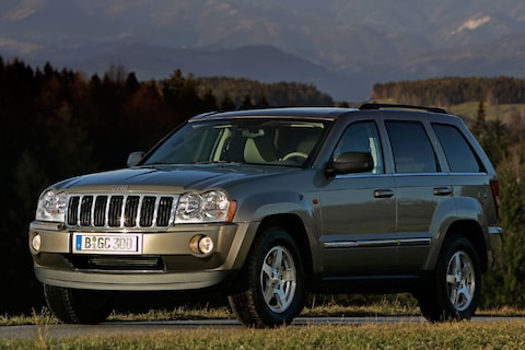 Jeep Grand Cherokee 5.7 HEMI V8 Limited (2005)