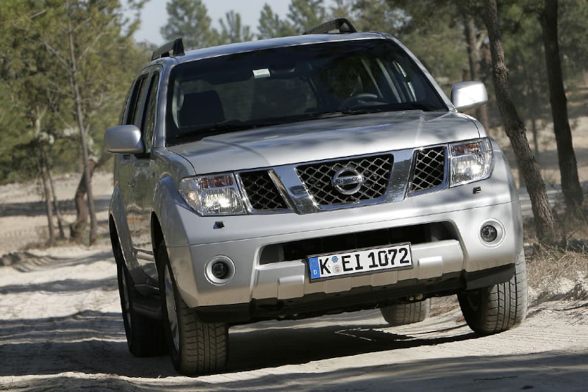 Nissan Pathfinder 4.0 V6 LE Premium prijs en specificaties