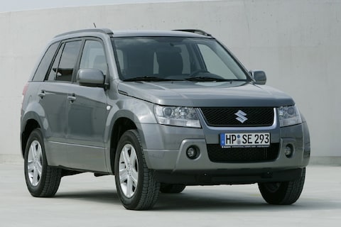 Suzuki Grand Vitara 2.0 Exclusive (2006)