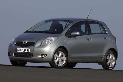 Toyota Yaris 1.3 16v VVT-i Linea Luna
