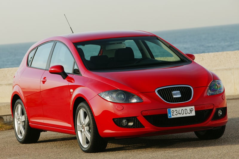 Автомобиль leon. Seat Leon Hatchback 2005. Seat Leon 2 2012.