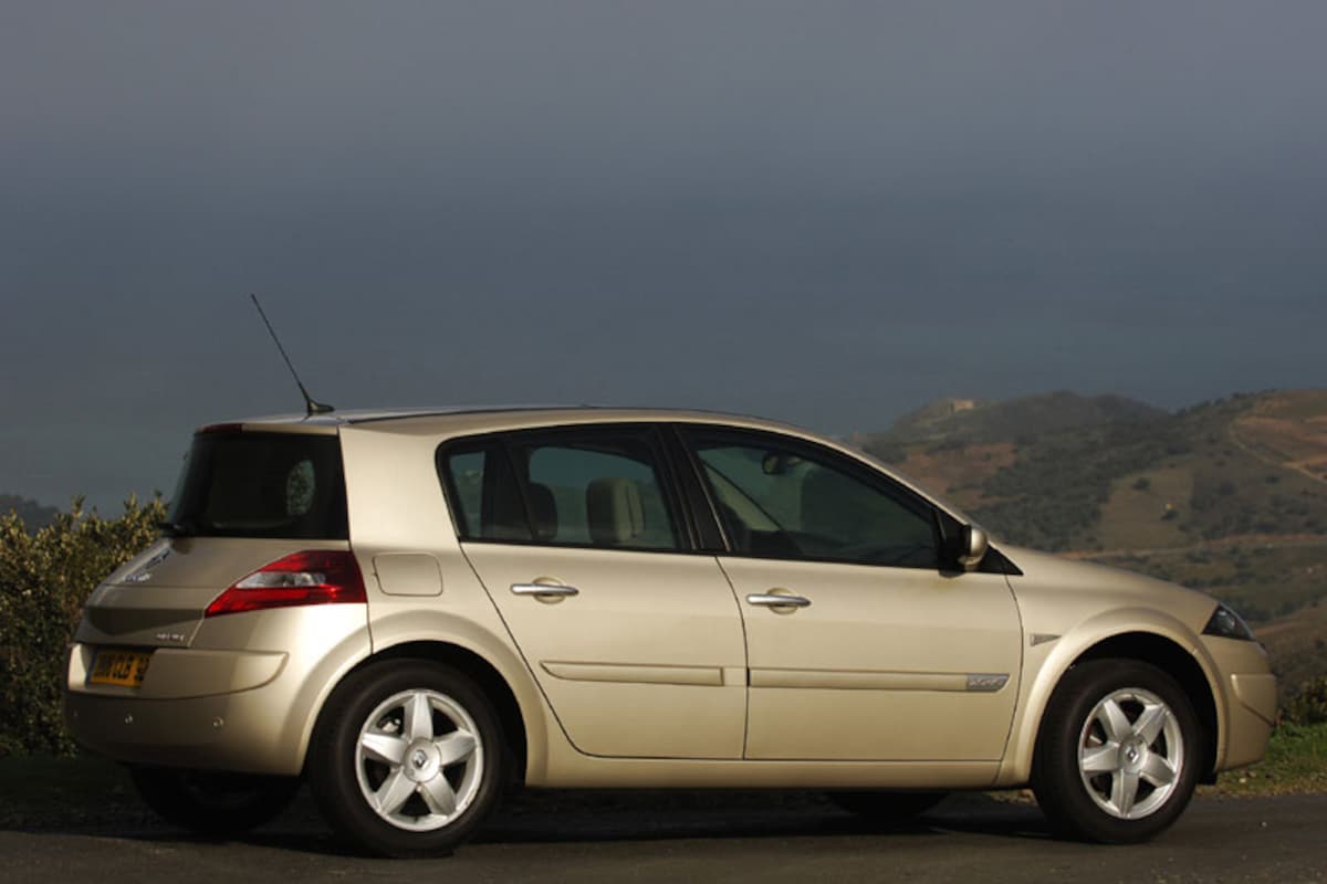Renault Mégane 1.6 16V Business (2008) review - AutoWeek