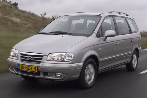 Hyundai Trajet 2.7i V6 DynamicVersion (2004)