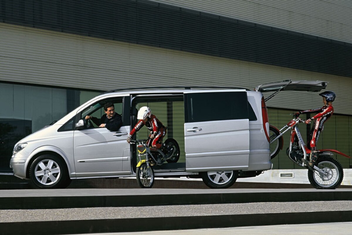 Mercedes-Benz Viano Standaard 3.0 Ambiente prijs en specificaties