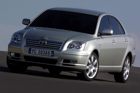 Toyota Avensis 2.4 16v VVT-i D4 Executive