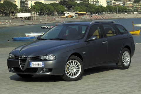 Alfa Romeo 156 Sportwagon 1.9 JTD Distinctive (2004)